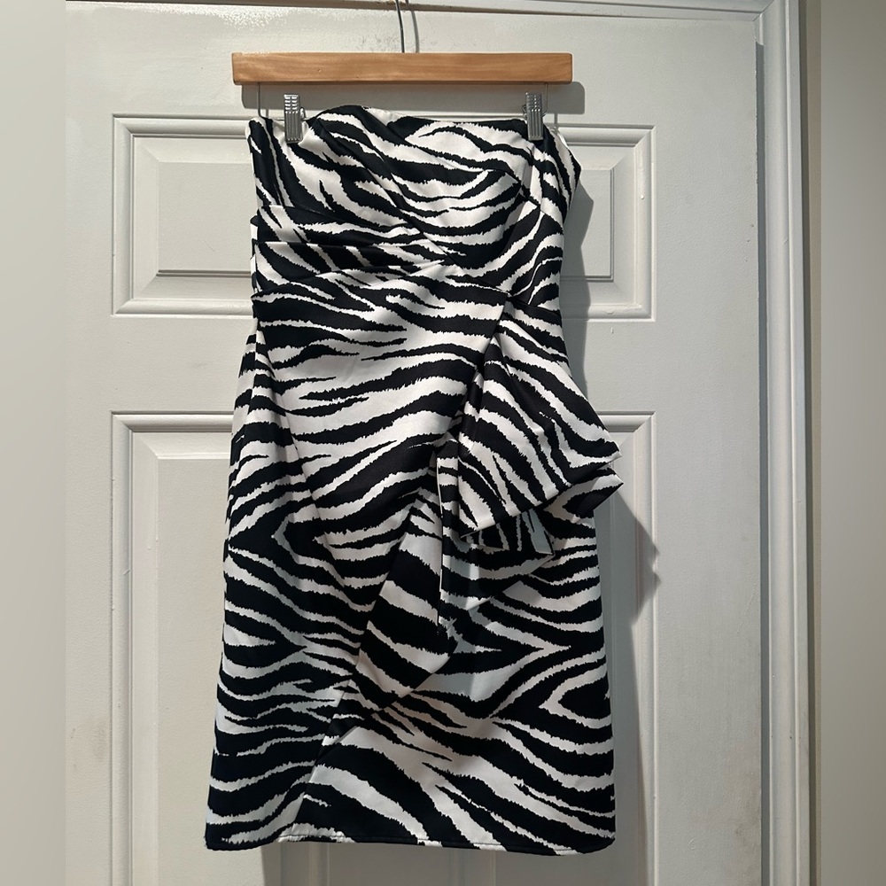 Nordstrom ABS Black and White Zebra Mini Dress Size 4 New